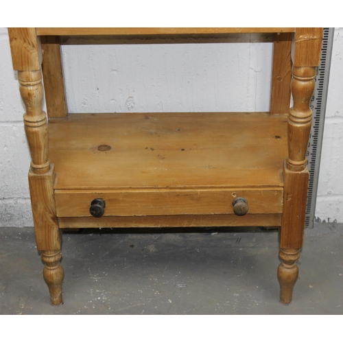 5 - A Victorian pine wash stand