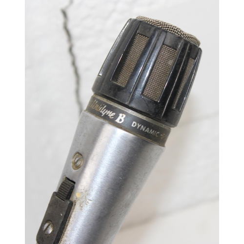 670 - 4 vintage Shure microphones