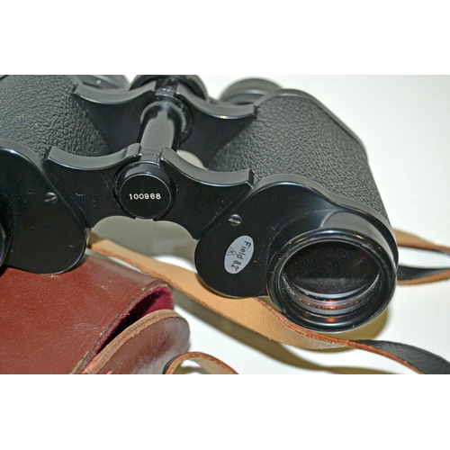 750 - A pair of Carl Zeiss 8x30w binoculars in leather case