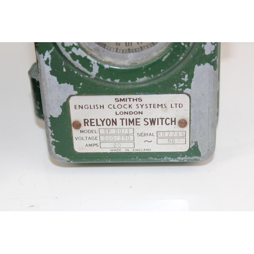 762 - Vintage Relyon Time Switch & Taylor Capacity & Resistance Bridge