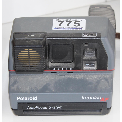 775 - 3 vintage cameras to inc Polaroid & AKA Relle