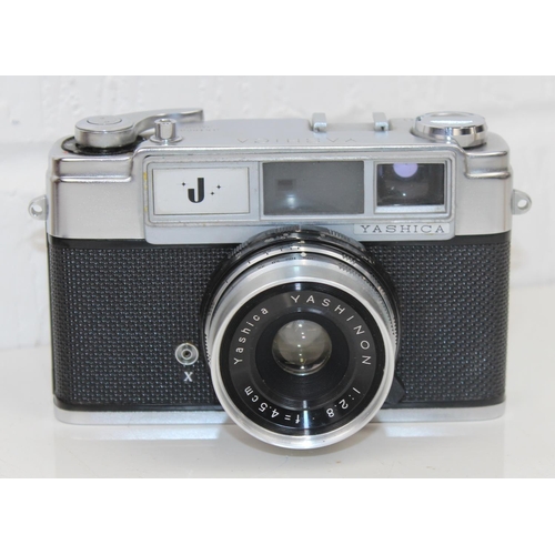 777 - A vintage Yashica J camera in case with Yashinon lens