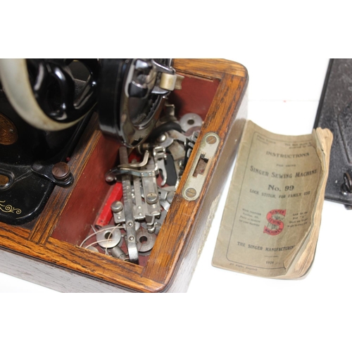 875 - Singer sewing machine in case