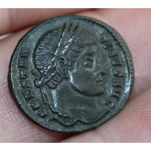 1369 - A Constantine I Roman bronze VOT XX within wreath coin in nice condition c.320 AD