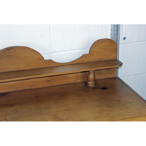 156 - A Victorian pine sideboard with 3 drawers