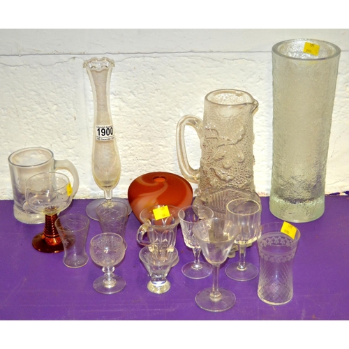 2001 - Qty of glassware to inc retro and antique