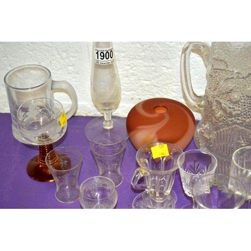 2001 - Qty of glassware to inc retro and antique