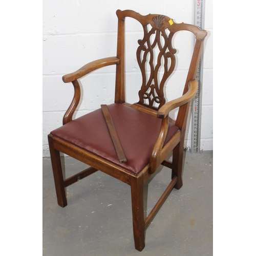 141 - A matched set of 6 Chippendale style dining chairs, 2 dining chairs and 4 carvers - some believed to... 