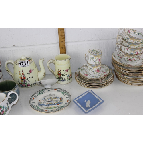 1711 - Qty of assorted ceramics to inc an antique Spode part tea set and Portmeirion