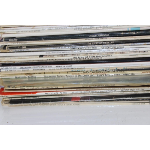 622 - Qty of assorted vinyl records to inc Pink Floyd