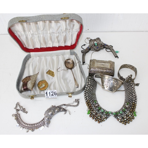 1126 - Qty of misc items and jewellery to inc white metal items