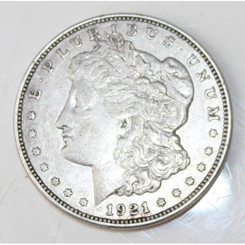 1329 - US .900 Silver Morgan Dollar - 1921 Denver Mint