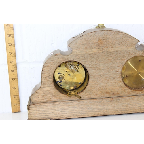 1355 - An impressive late 19th/ early 20th century Oak cased clock & barometer with Mercury thermometer and... 