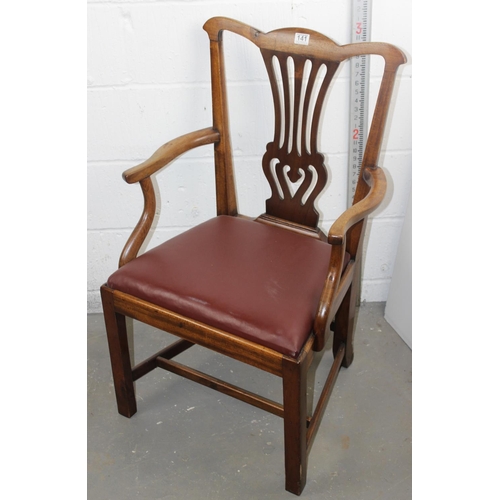 141 - A matched set of 6 Chippendale style dining chairs, 2 dining chairs and 4 carvers - some believed to... 