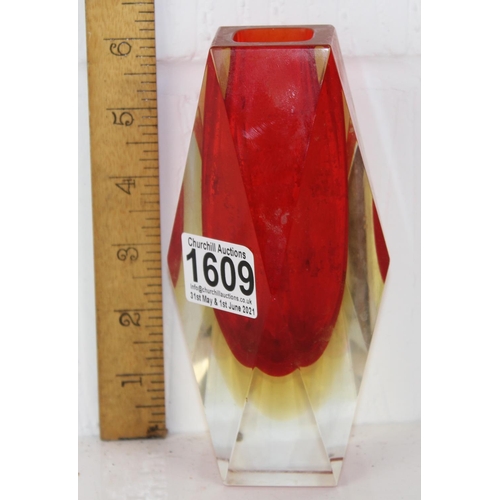 1609 - A retro red and amber flashed glass vase with facet cut design