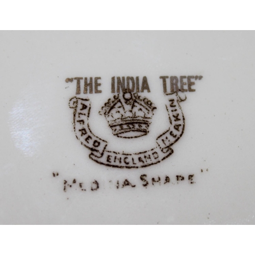 1708 - Part dinner service 'The India Tree' by Alfred Meakin