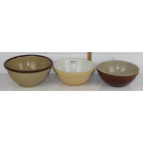 1721 - 3 vintage ceramic mixing bowls