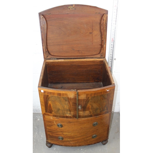 33 - An antique Commode cupboard with lift out top