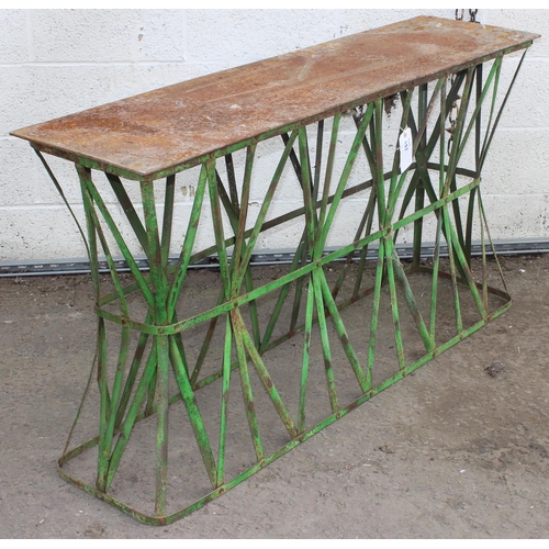 458 - An unusual vintage painted metal garden table - believed to originally have been a hay manger