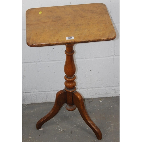 69 - A 19th century Satin Birch tripod table