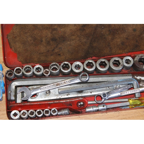 711 - Socket sets etc