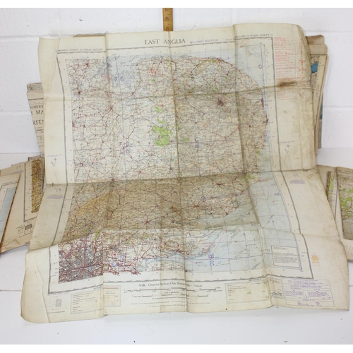 1025 - A large qty of WW2 dated military maps