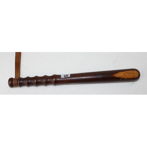 1028 - Vintage wooden truncheon