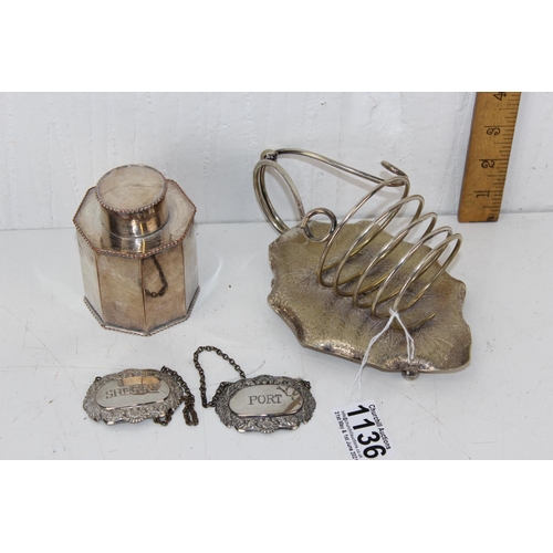 1136 - Qty of silver plated items to inc an unusual toast rack, tea caddy and 2 wine labels