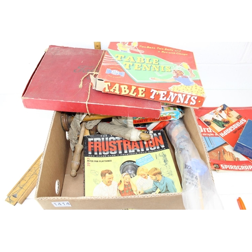 1414 - Box of vintage board games etc