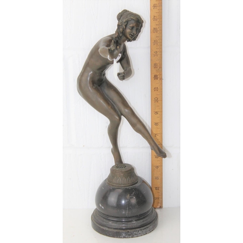 1642 - After Claire Jeanne Roberte Colinet (1880-1950) - A Large Art Deco style  Bronze Sculpture of a nake... 