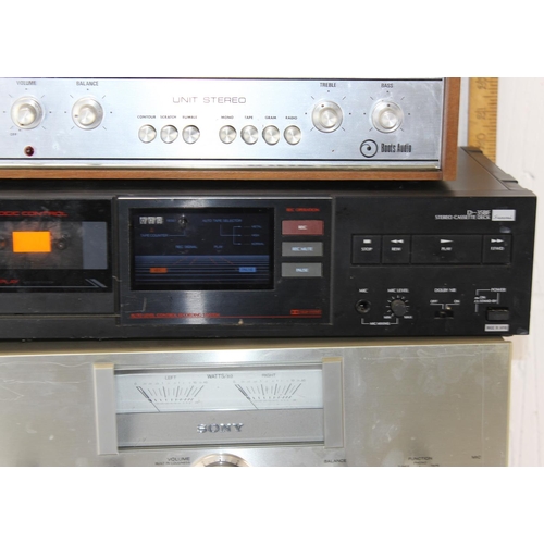 562 - Qty of vintage Audio and HiFi items