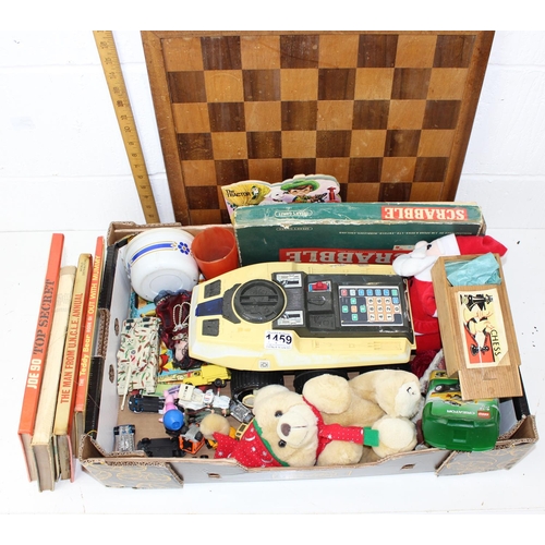 1459 - Qty of vintage toys and games to inc Chessboard and annuals