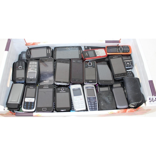 564 - Qty of mobile phones