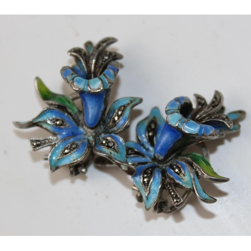 1202 - A pair of vintage silver and enamel clip on earrings formed as Orchids and a pair of retro earrings ... 