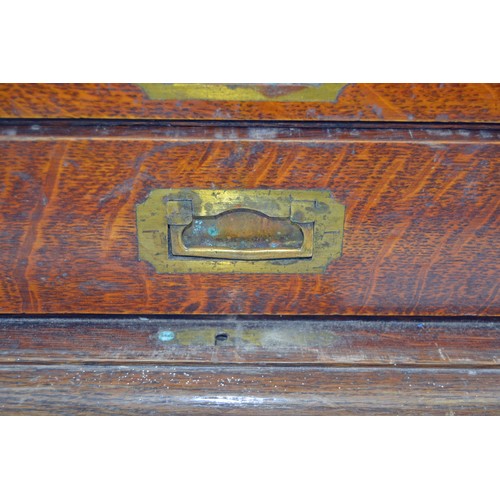 276 - An early 20th century oak cutlery box with 3 drawers