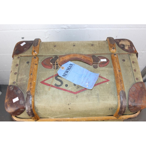 190 - A set of 3 matched travelling trunks/ suitcases marked 