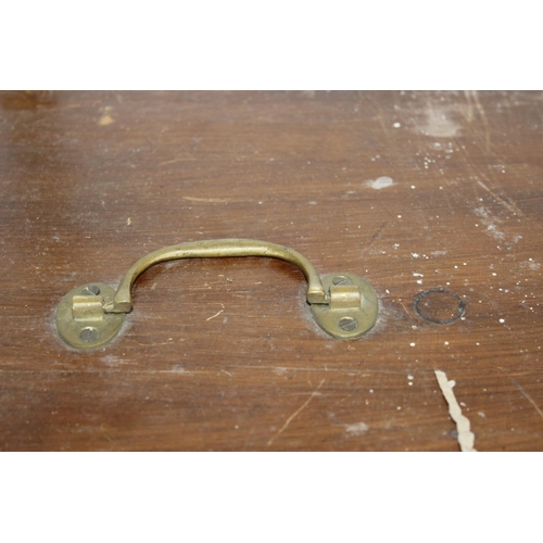 191 - A vintage stained pine box