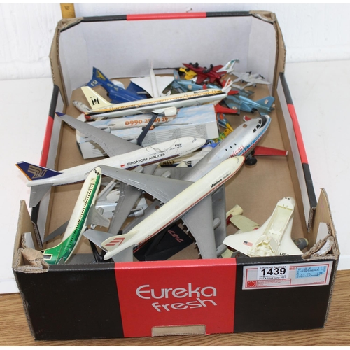 1439 - Qty of die-cast model planes etc