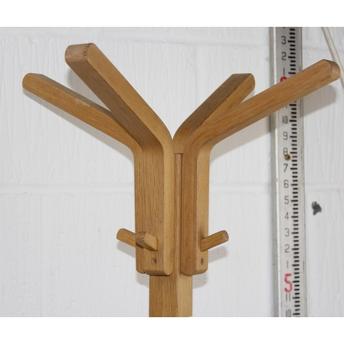 21 - A retro style light oak coat and hat stand