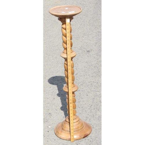 31 - A turned pine jardiniere stand