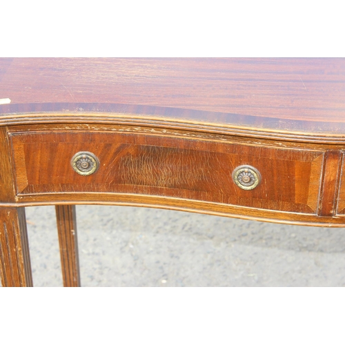 7 - A Georgian style Mahogany hall table with 2 drawers and glass top