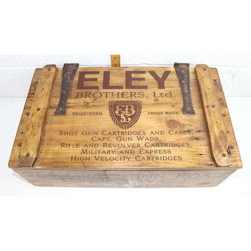 1019 - Reproductions Eley wooden cartridge box