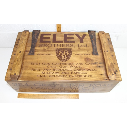 1019 - Reproductions Eley wooden cartridge box