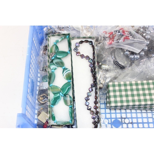 1212 - Box of assorted costume jewellery