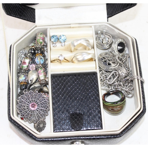 1213 - Jewellery box and contents - some white metal