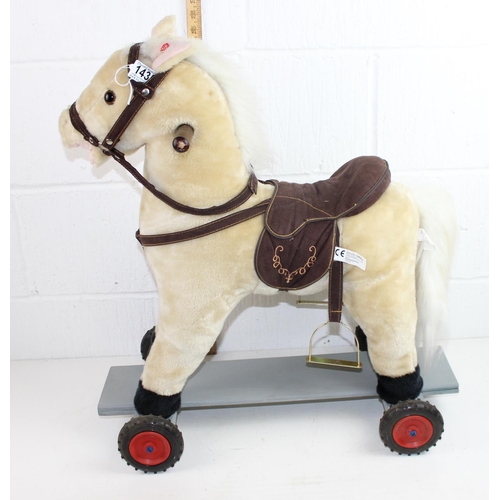 1435 - Toy ride on horse on wheels - Bonito Bebe