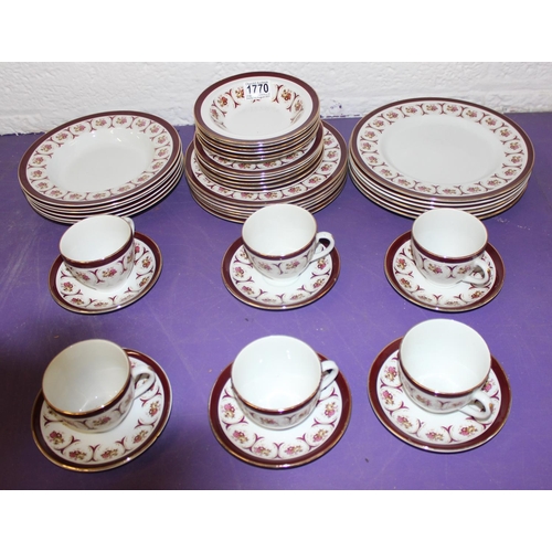 1770 - Vintage floral decorated tea and dinner set