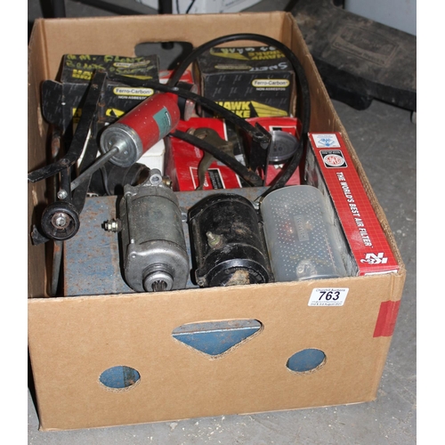 763 - Box of car related tools and items