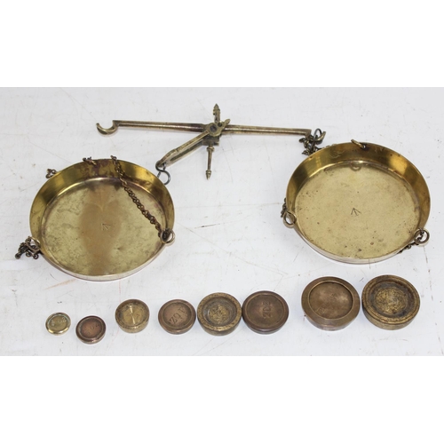 1037 - Small set of 1880’s British government war office issue brass balance scales with weights in origina... 