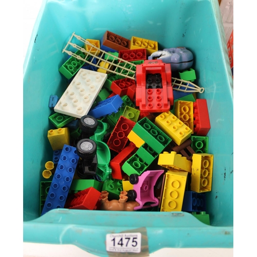 1475 - 2 boxes of Duplo/ Lego etc